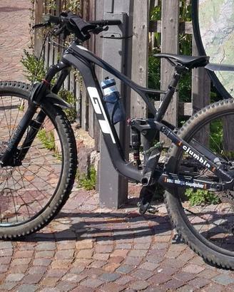 MTB full carbon elite GT 29"