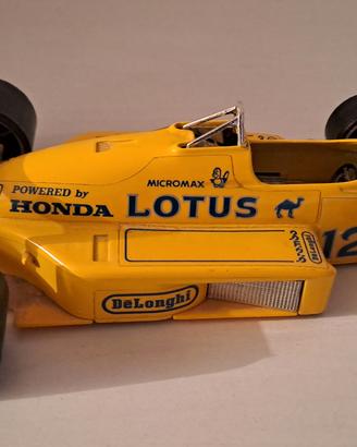 Modellino Lotus 97 T Scala 1/24
