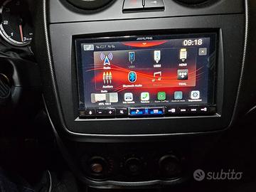 Alpine iLX-705D + camera HCE-C2100RD + accessori