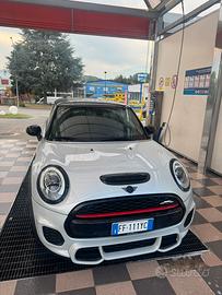 Mini Cooper Jcw 2016 231cv