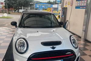 Mini Cooper Jcw 2016 231cv