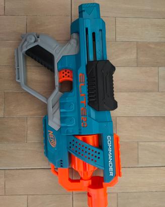 pistola e bersaglio nerf