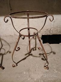 Portavasi ferro battuto