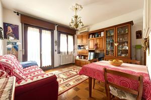 3 LOCALI A MOGLIANO VENETO