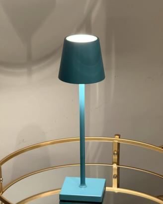 Lampada da tavolo ricaricabile