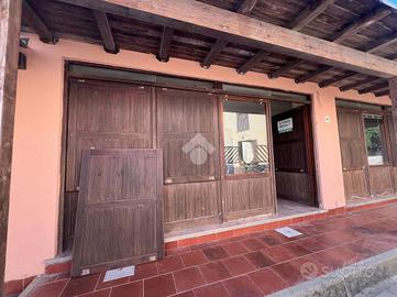 MONOLOCALE A STINTINO