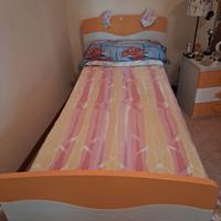 Letto nuovo imballato per camera bambino