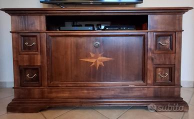 mobile  legno massello noce fattura artigianale