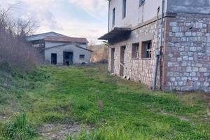 Terreno di 3000 m² a Gualdo Cattaneo