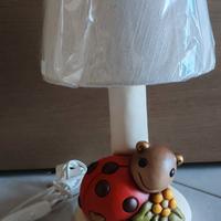 Lampada da tavolo con Coccinella 