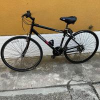 bici ibrida ,ben conservata,ruote 28",taglia  M/L