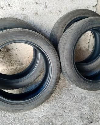 4 Gomme 215 50 18 92v Falken