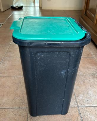 Bidone plastica per attrezzi/pattumiera