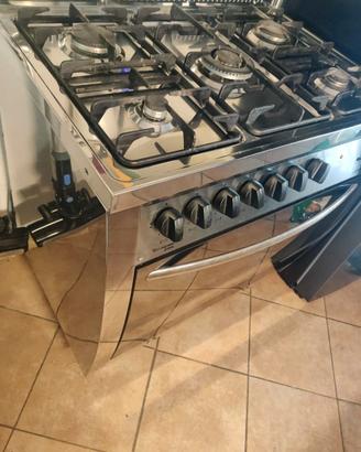 Cucina Lofra a gas 5 Fornelli + Forno Elettrico
