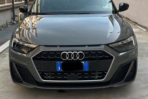 A1 Sportback 1.0 30 TFSI 116CV automatica S-line