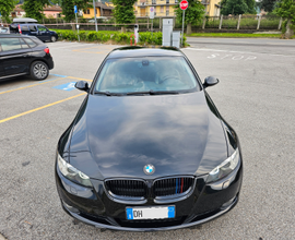 BMW 320 Coupé E92