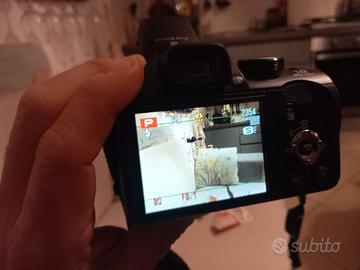 macchina fotografica finepix s4200