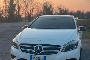 MERCEDES CLASSE A SPORT – FULL OPTIONAL – TETTO – 