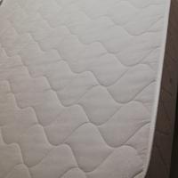 materasso matrimoniale e rete a doghe 