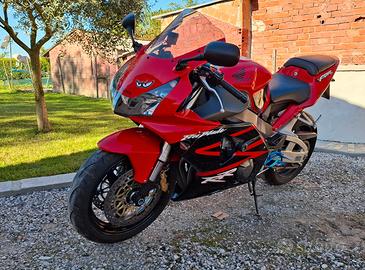 Honda CBR 900 RR (954) - 2002 - Da ripristinare
