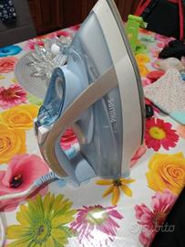 Ferro da stiro a vapore 