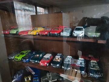 25 modelli burago 1:24