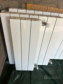 3 termosifoni in alluminio + scaldasalviette bagno