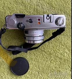 Macchina fotografica YASHICA MG-1