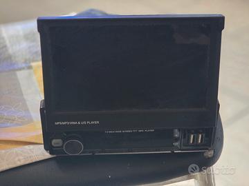 stereo con schermo estraibile 