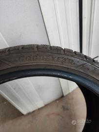 4 gomme invernali 205/40 R18 Goodyear+Continental 