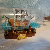 set Lego Leviathan in bottiglia