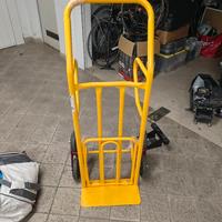 carrello montascale in acciaio