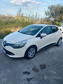 Clio 1.2 benzina - metano