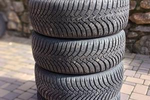 4 Ruote Complete 205/55 R16 Invernali