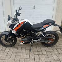 KTM DUKE 125cc 2016