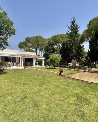 Villa Pula Sardegna 300 metri dalla spiaggia
