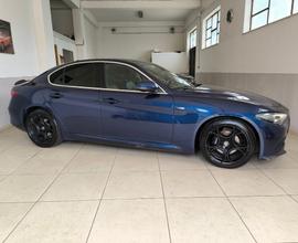 ALFA ROMEO Giulia 2.2 TD 180 CV AT8 Sport Launch