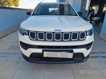 Jeep Compass 1.3 Turbo T4 190 CV PHEV AT6 4xe Busi