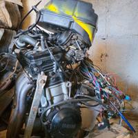 motore yamaha r1 a carburatori 