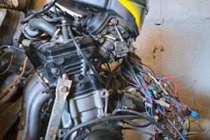 motore yamaha r1 a carburatori 