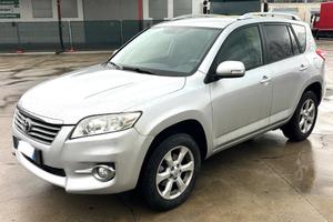 Toyota RAV 4 2.2 D-4D 150 CV DPF Exclusive
