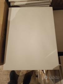 Piastrelle bianco lucido