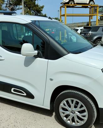 Citroen Berlingo BlueHDi 130 Stop&Start M Live. IV