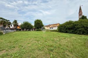 TER. RESIDENZIALE A FIUME VENETO