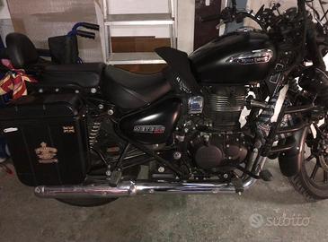 Moto royal enfield