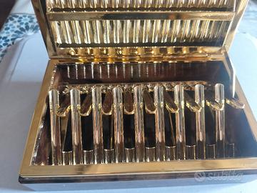 Porta sigarette con porta accendino in alabastro