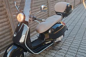 Vespa gts 250