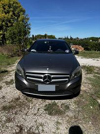 Mercedes Classe A W176 pacchetto advanced  150cv