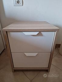 2 Comodini IKEA con cassetti bianco/rovere