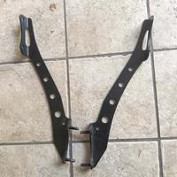 Staffe portatarga Yamaha XSR900 originali